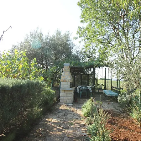 Leopolda Ap6 * Novigrad Istria